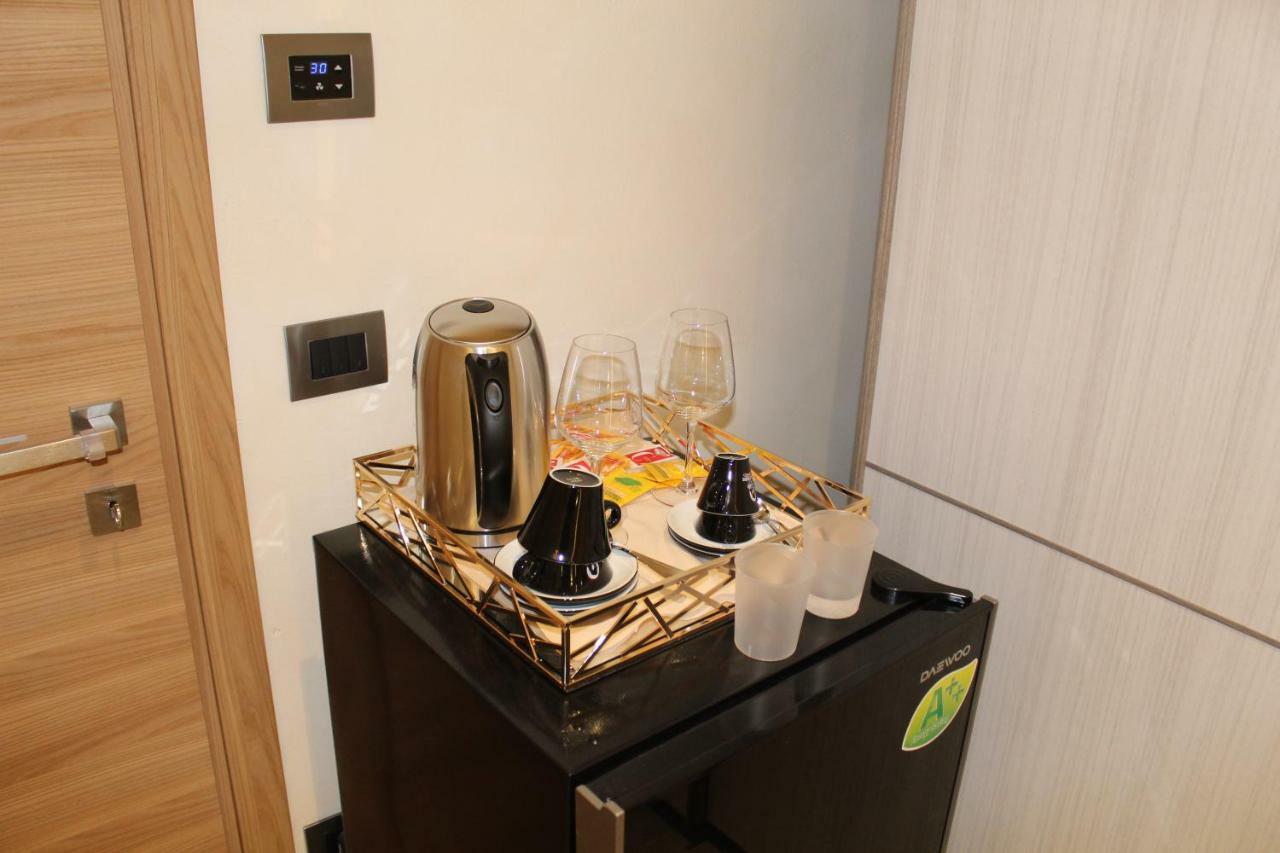 Villa Martina Luxury Rooms Desenzano del Garda Exterior foto
